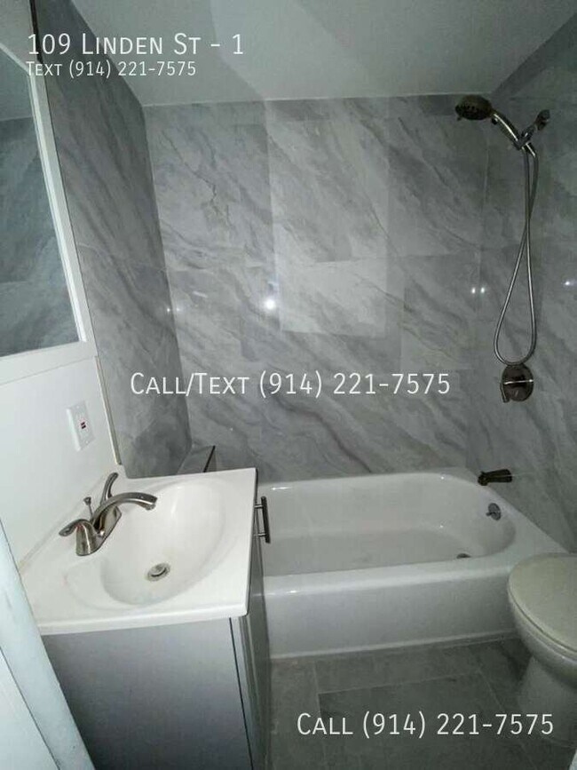 Building Photo - 109 Linden St