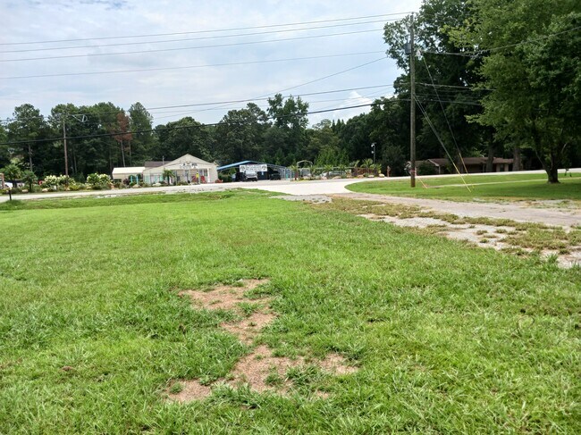 Building Photo - 6076 Atlanta Hwy