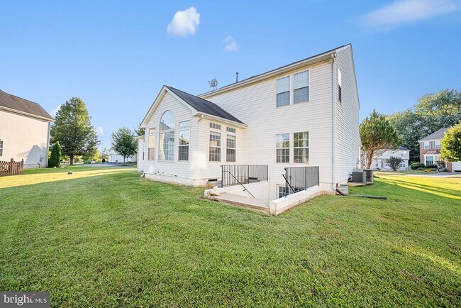 Building Photo - 38 Houser Dr