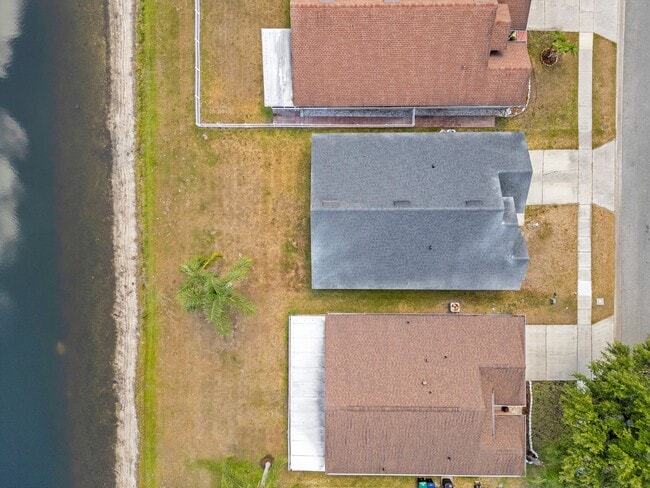 Building Photo - 7931 Oakstone Ct