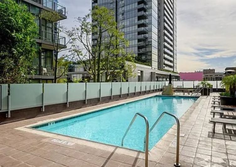 Lap pool with Jacuzzi - 1111 S Grand Ave
