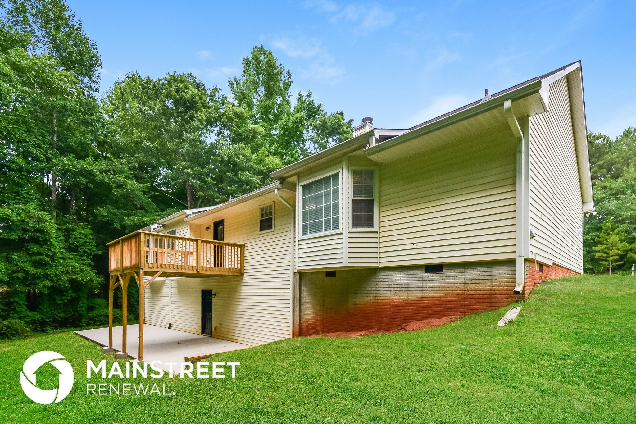 Building Photo - 714 Grove Pointe Cir