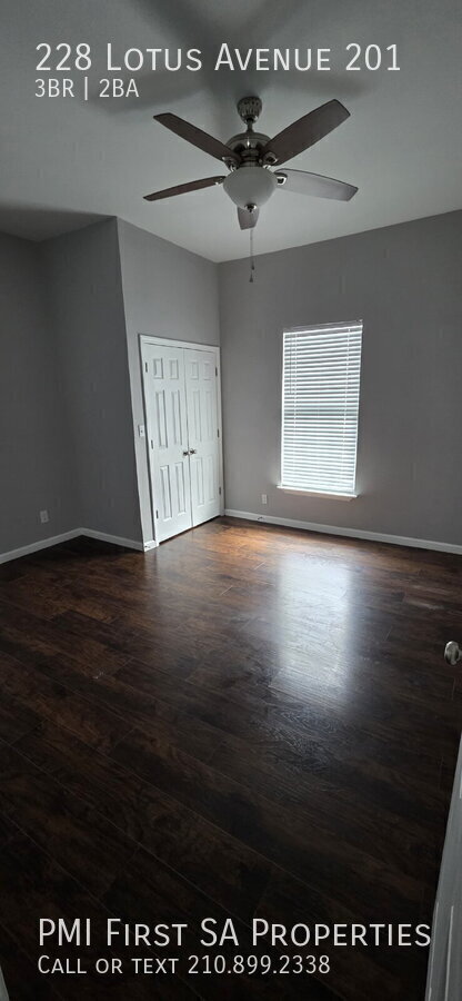 Building Photo - 228 Lotus Ave
