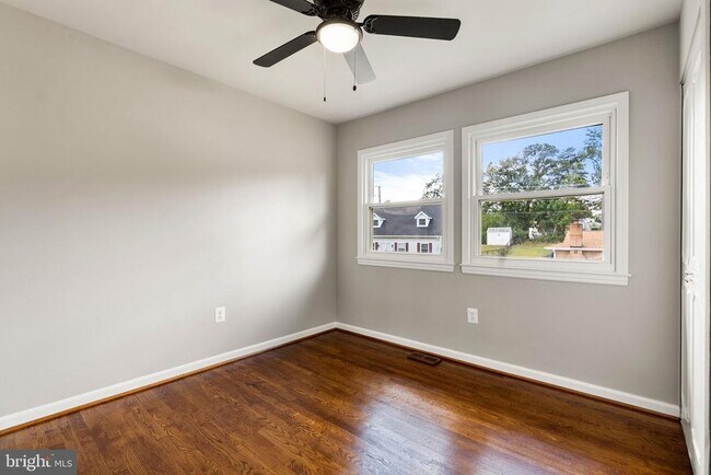 Building Photo - 1006 S Ironwood Rd