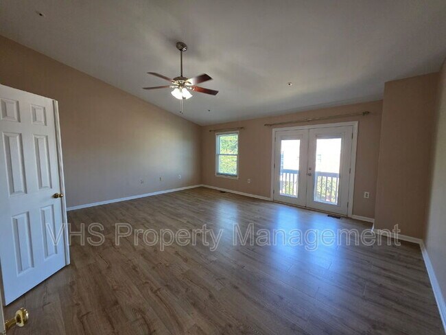 Building Photo - 11176 Stagestone Way