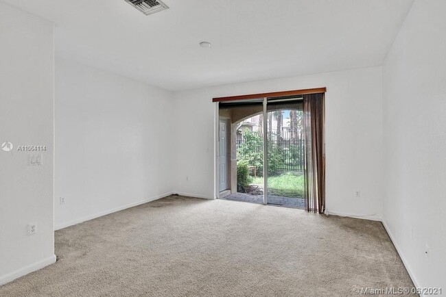 Building Photo - 2613 SW 83rd Terrace