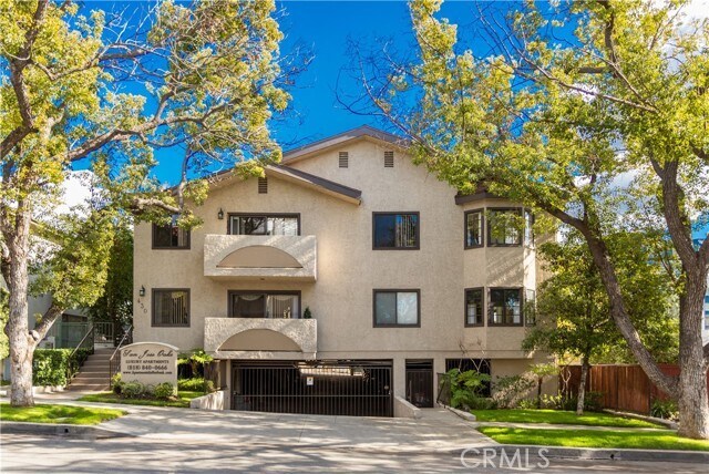 Building Photo - 430 E San Jose Ave