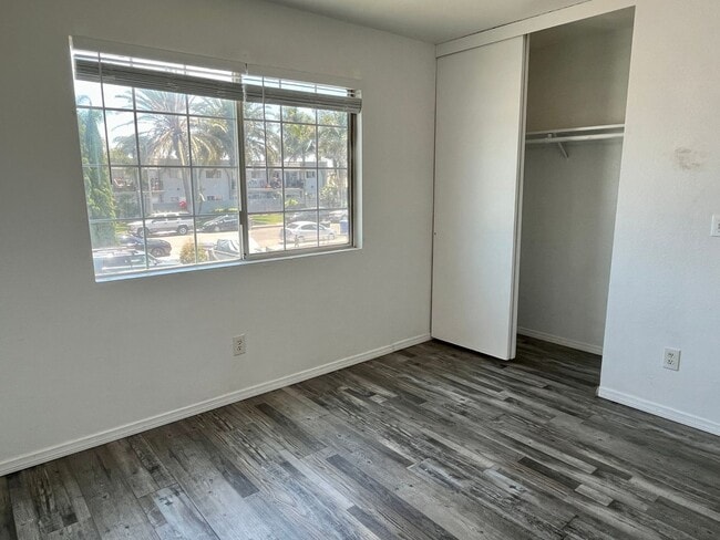 Building Photo - ZENIT324