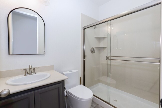 Building Photo - 4 Bed / 3 Bath San Bruno home in highly de...