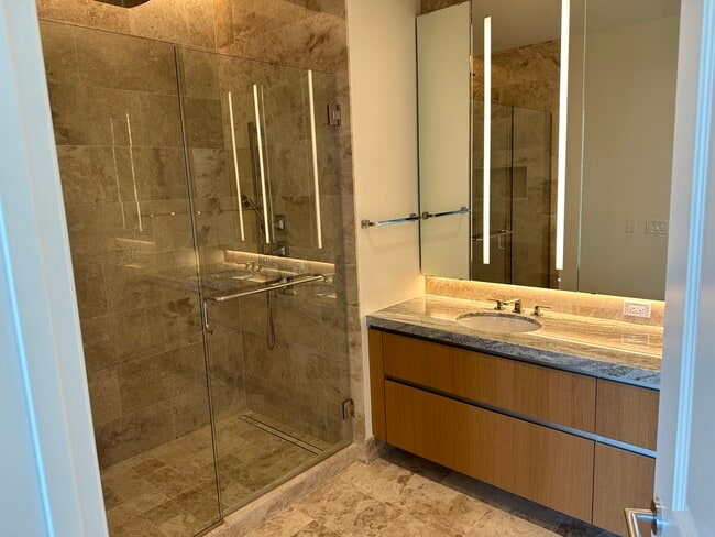 Building Photo - 363 E Wacker Dr