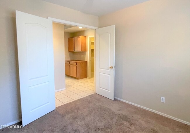 Building Photo - 8162 W Pontiac Dr