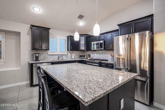 Building Photo - 11364 Bullseye St