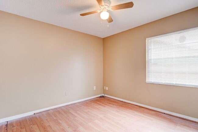 Building Photo - 6339 Jennifer Jean Dr