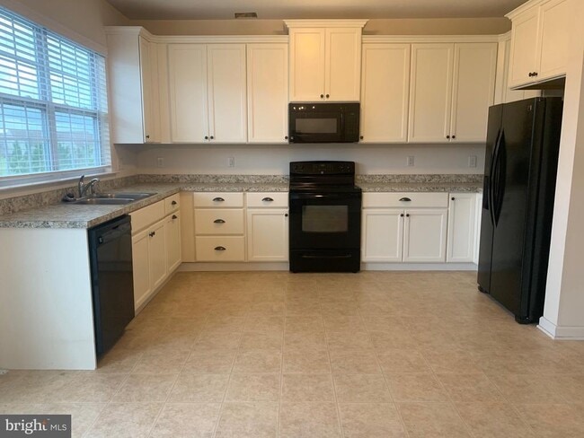 Building Photo - 2156 Audubon Trail