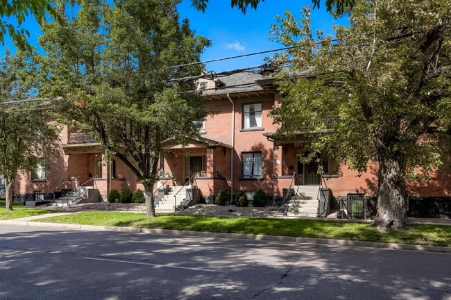 Building Photo - City Park - 1 Bedroom / 1 Bath - Washer & ...