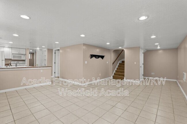 Building Photo - 137 E 600 N