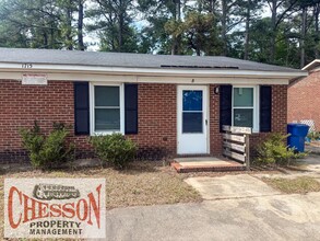 Building Photo - 1715 Snowden Dr SE
