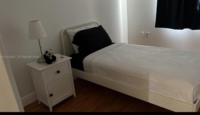 Building Photo - 11837 SW 100th St