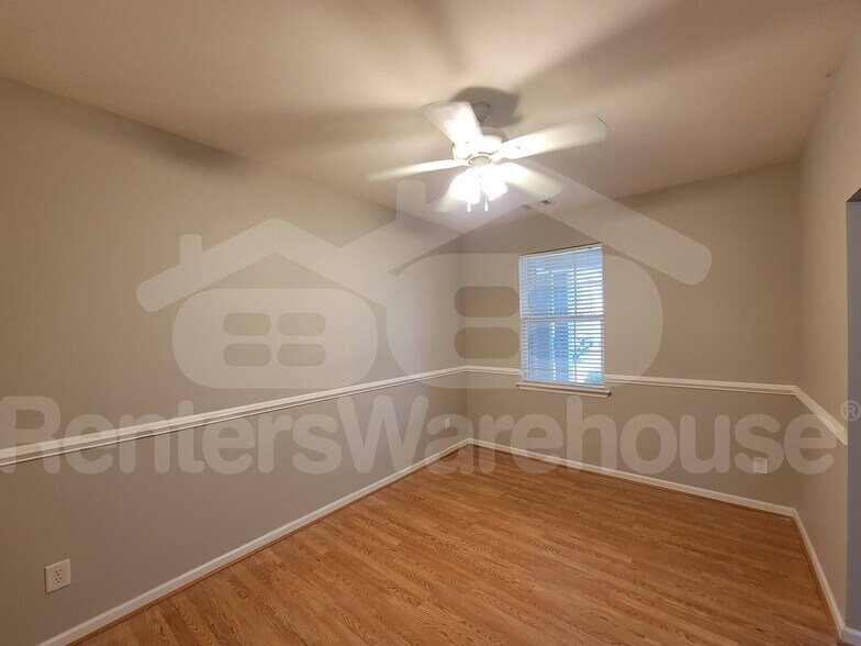 Building Photo - 6198 Park Leaf Walk