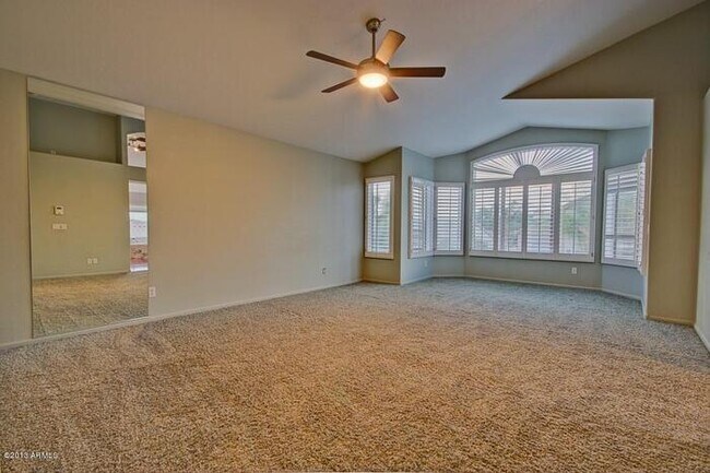 Building Photo - COMING SOON!! 5 bed 3 bath, 3000 + SFT with pool in Carino Estates, Chandler