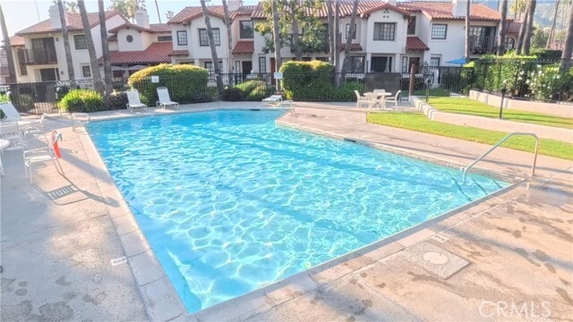 Building Photo - 415 E Bougainvillea Ln