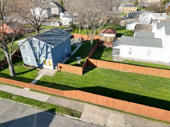 Building Photo - 118 Pulaski St