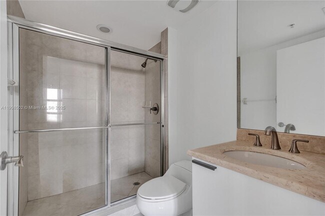 Building Photo - 14951 Royal Oaks Ln