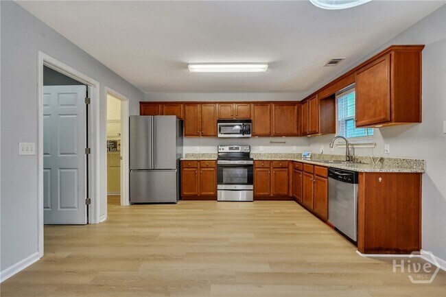 Building Photo - 50 Lake Shore Blvd