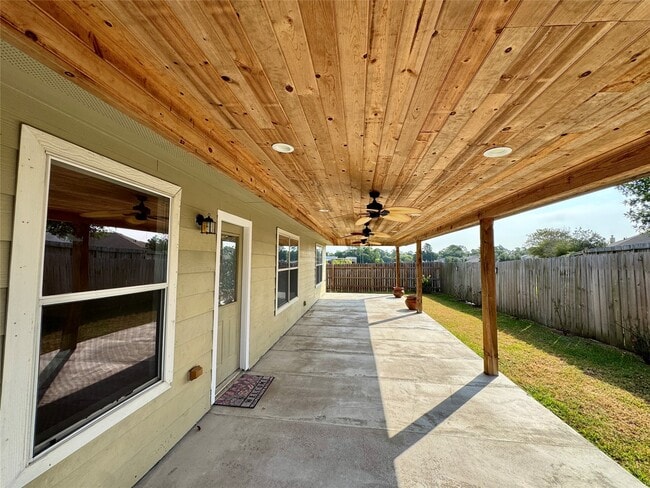 Building Photo - 8607 Sunny Gallop Dr