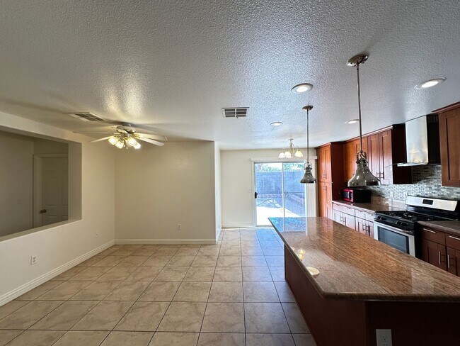 Building Photo - TIMBER CREEK