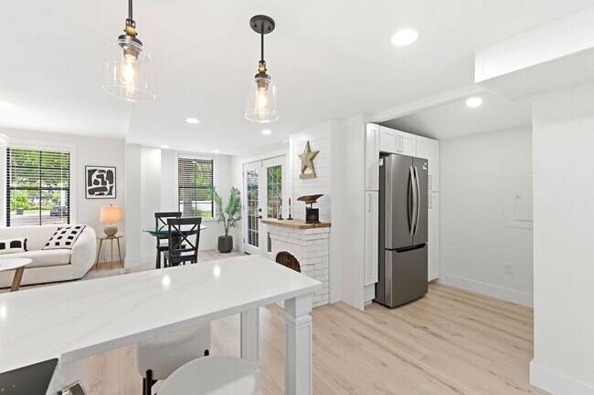 Building Photo - The Dark Horse — Style in the Heart of St. Pete