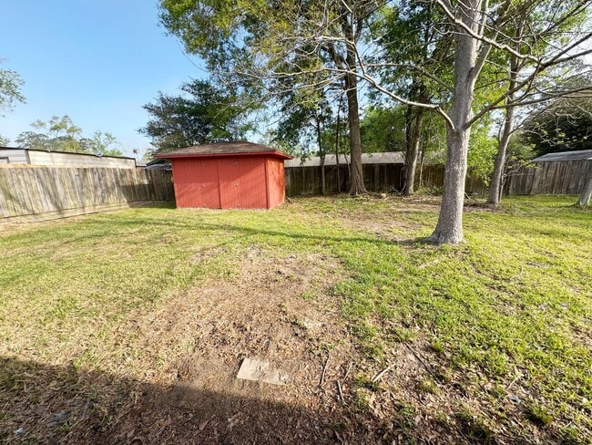 Building Photo - 1011 Gene Dr