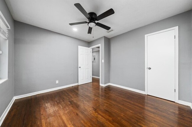 Building Photo - 6531 Hill Top Rd