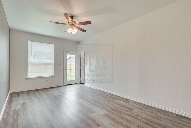 Building Photo - $1630! 3 Bed 2 1/2 Bath home in FORT WORTH!