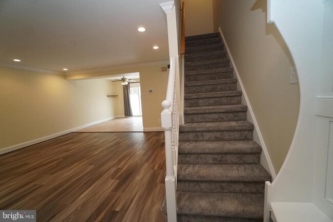 Building Photo - 915 Arch St