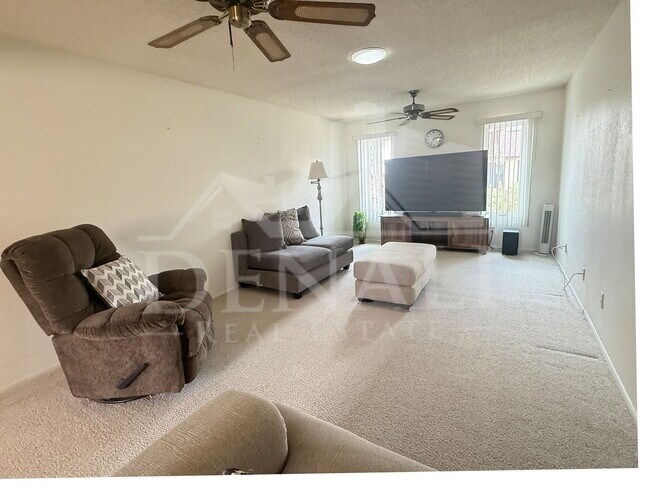 Building Photo - 1612 Leisure World