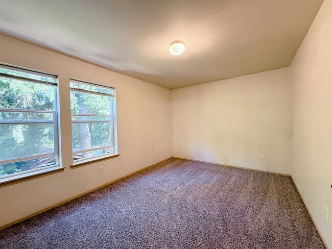 Building Photo - 1842/1844 Valencia St