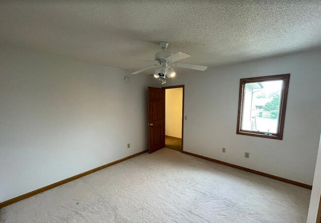 Building Photo - 16134 Silver Shadow Ln