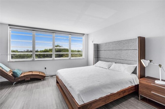 Building Photo - 2 bedroom in North miami Beach FL 33179