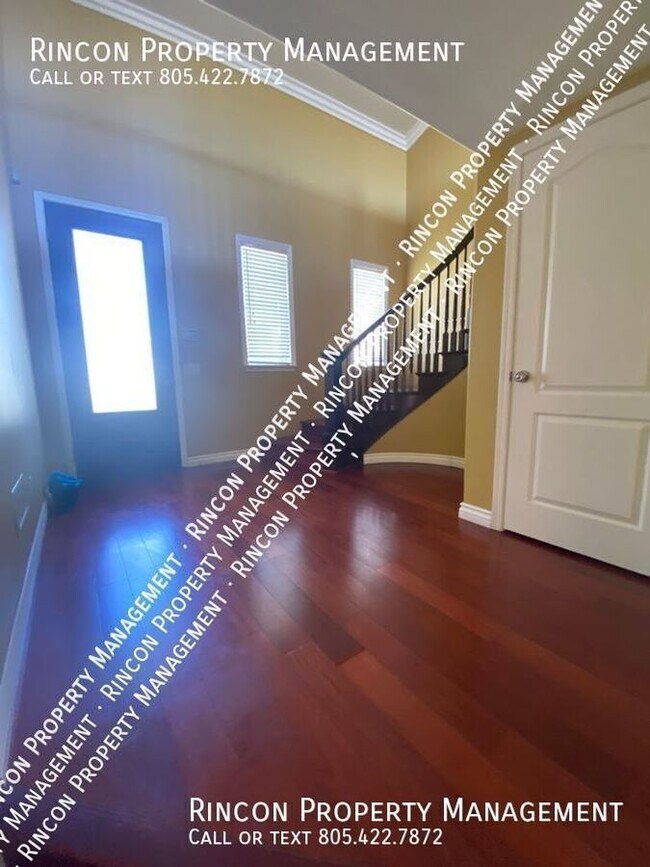 Building Photo - Elegant Long Term Large Home Rental - Load...