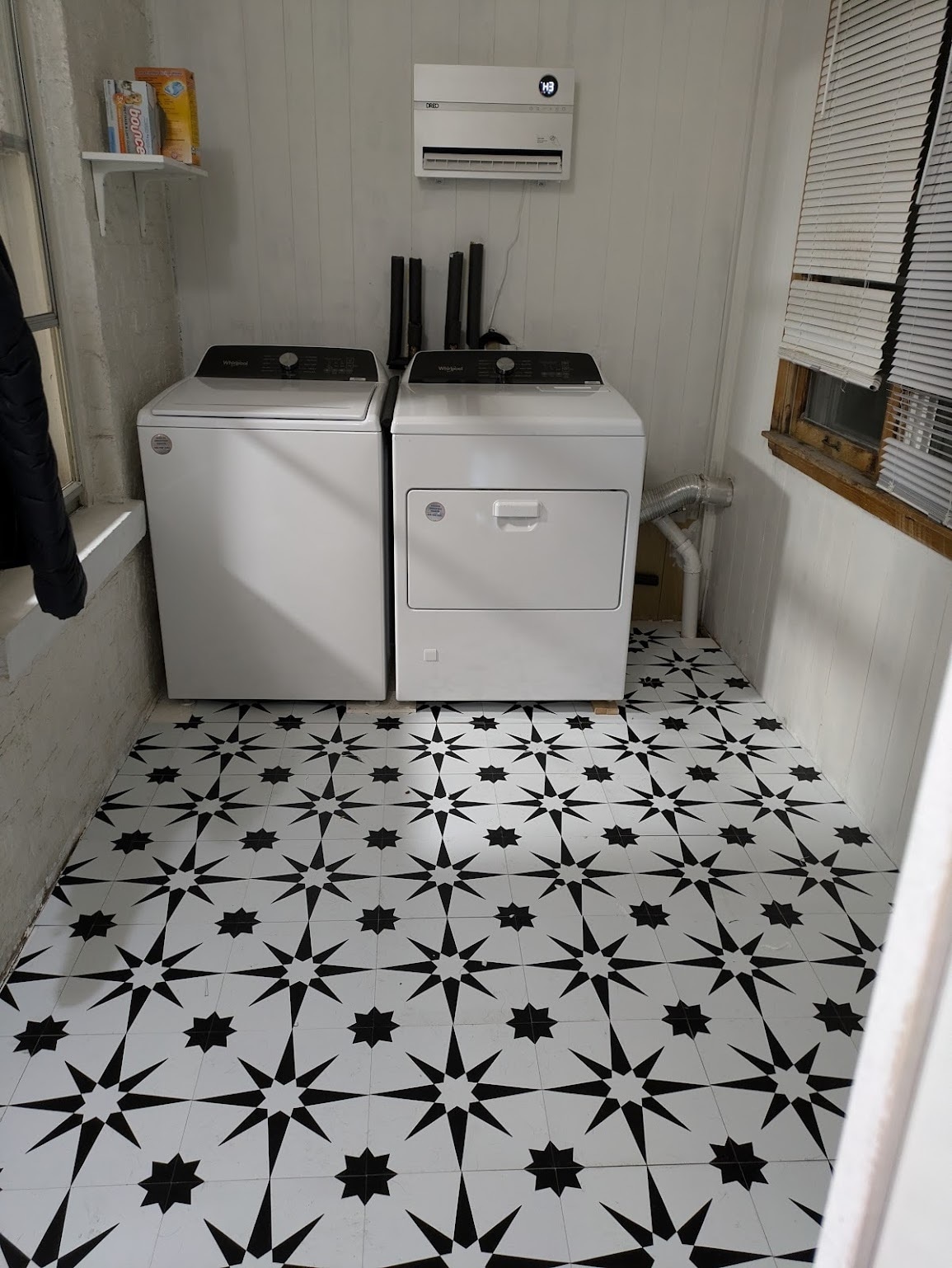 Building Photo - 2506 N Avers Ave