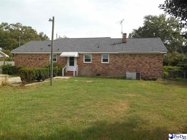 Building Photo - 1225 Hobart Dr