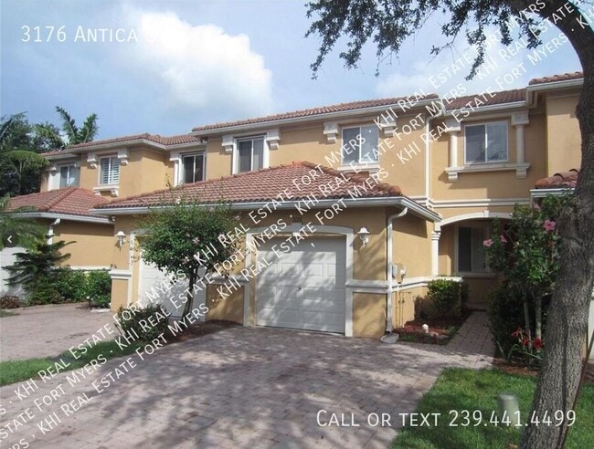 Building Photo - 3176 Antica St