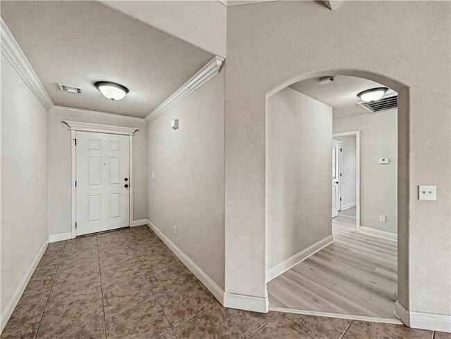 Building Photo - 1801 SW Candlewood St