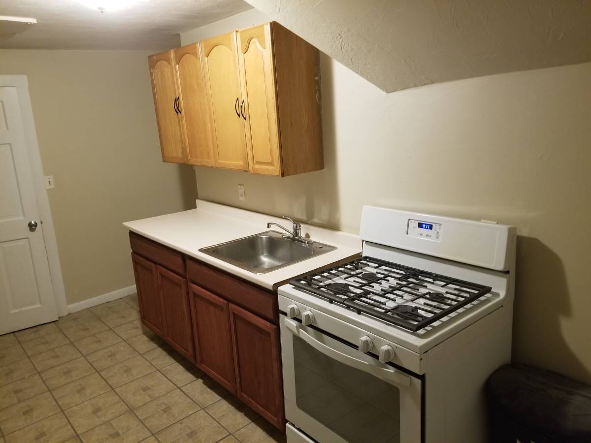 Building Photo - 24 Turner St