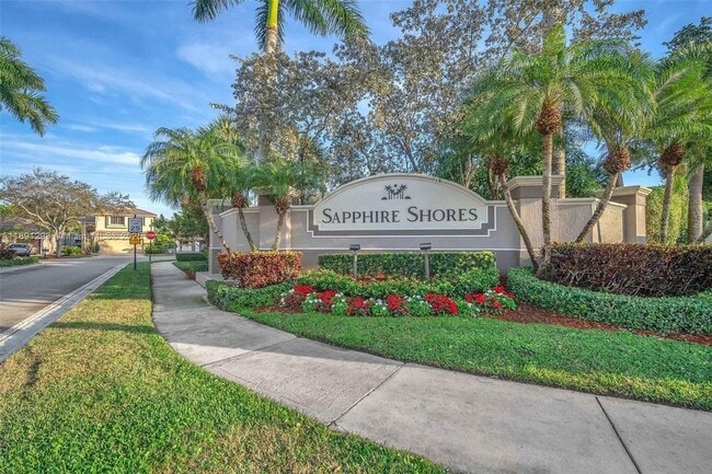 Building Photo - 16411 Sapphire Bend
