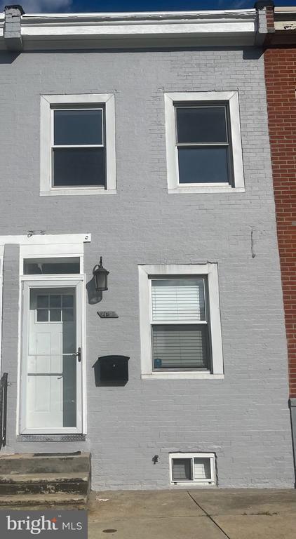 Building Photo - 431 Union St