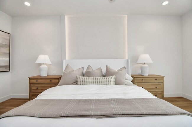 Building Photo - 3015 Pelon Cay Dr