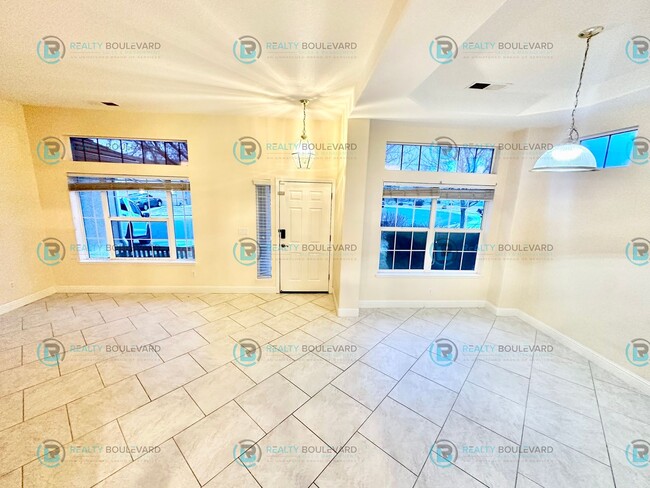 Building Photo - Beautiful 3 Bedroom, 2Bath, 3 Car Garage home in South Reno With Large Back Yard and Hot Tub!