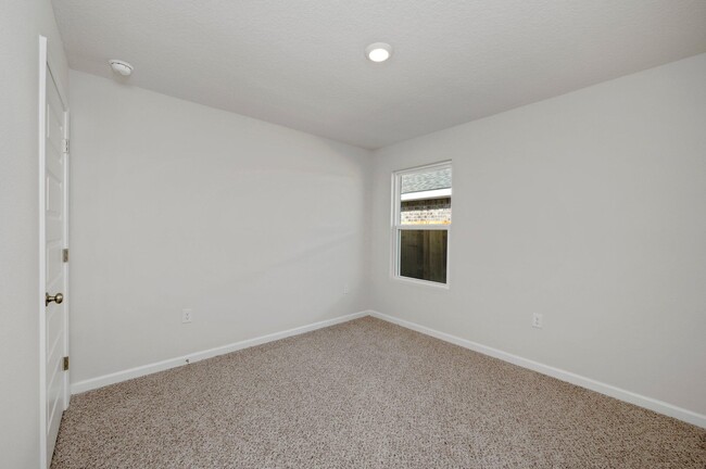Building Photo - 2835 Patriot Ridge Dr